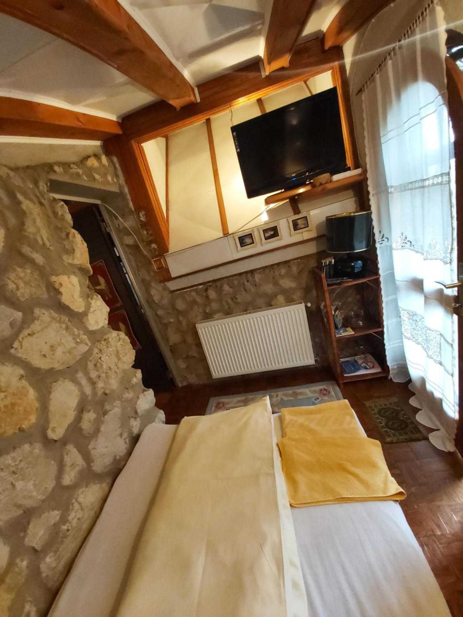 Guesthouse Bajka Vinci Room photo